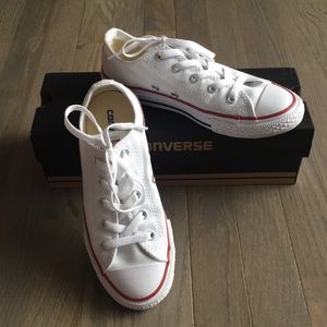 Converse Chuck Taylor Sneakers